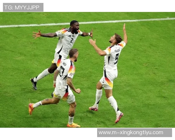 纳格尔斯曼谈吕迪格伤情强调施洛特贝克复出对球队的重要性 纳格尔斯曼谈吕迪格伤情强调施洛特贝克复出对球队的重要性