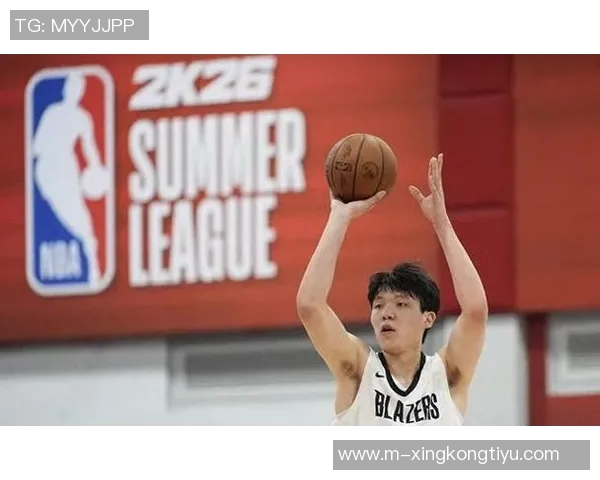 杨瀚森与克林根联手打造内线防线共同提升球队竞争力