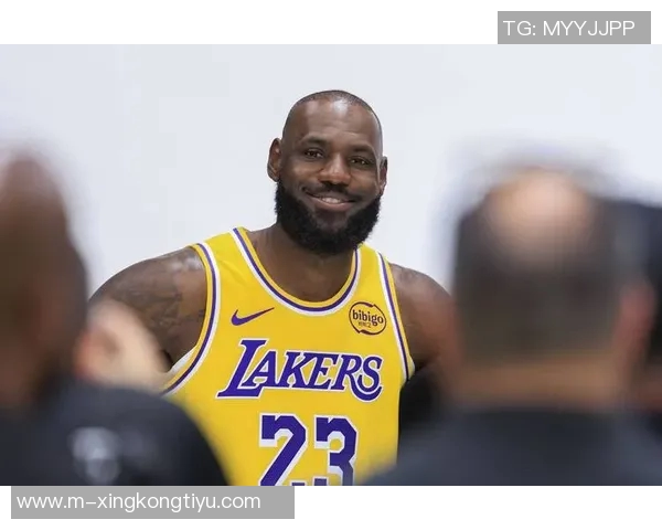 詹姆斯回忆07东决G5状态巅峰自信满满感觉投篮必进 詹姆斯回忆07东决G5状态巅峰自信满满感觉投篮必进