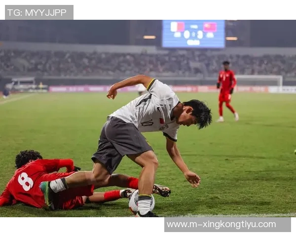 谢晋和张旭尧共同展望亚洲杯预选赛决战全力以赴争取胜利